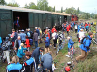 Cyklovlak do Českého lesa organizovaný Plzeňskou dráhou. (MK)