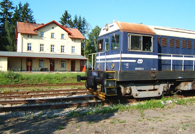 Hektor T 435.111 byl až do roku 1990 v bezdružické výtopně doma. Dnes sem zavítá pouze při mimořádných příležitostech.