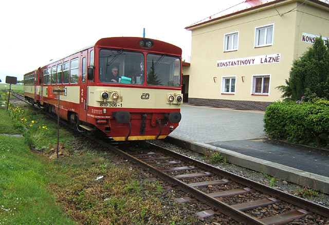 Stanice Konstantinovy Lázně.